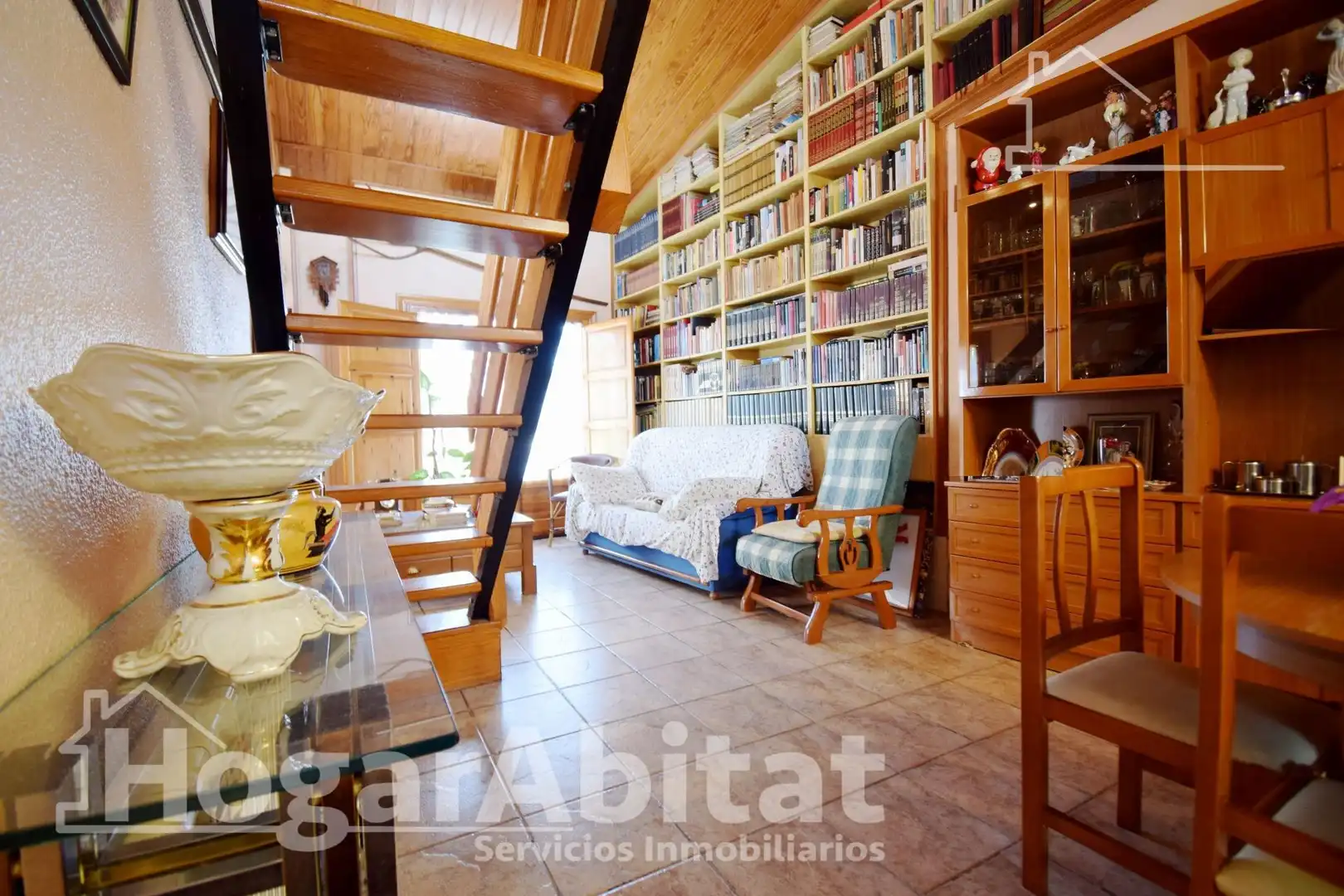 Sala d'estar de Casa o xalet en venda en Vila-real amb Aire condicionat, Jardí privat i Terrassa