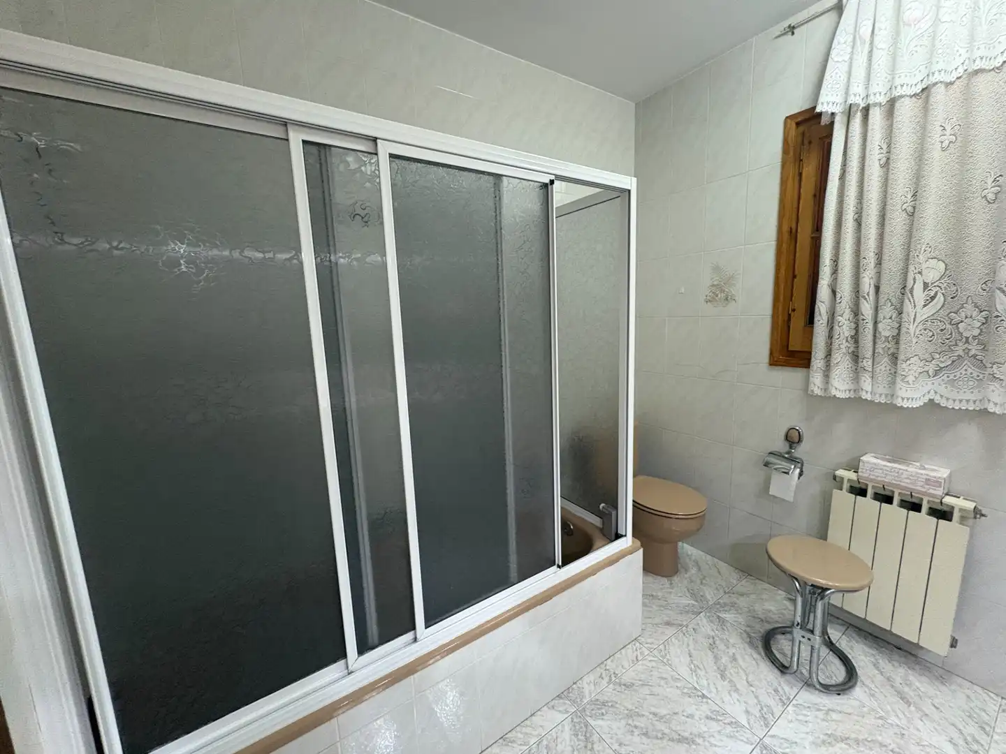 Bany de Casa o xalet en venda en Vallgorguina amb Aire condicionat, Calefacció i Jardí privat