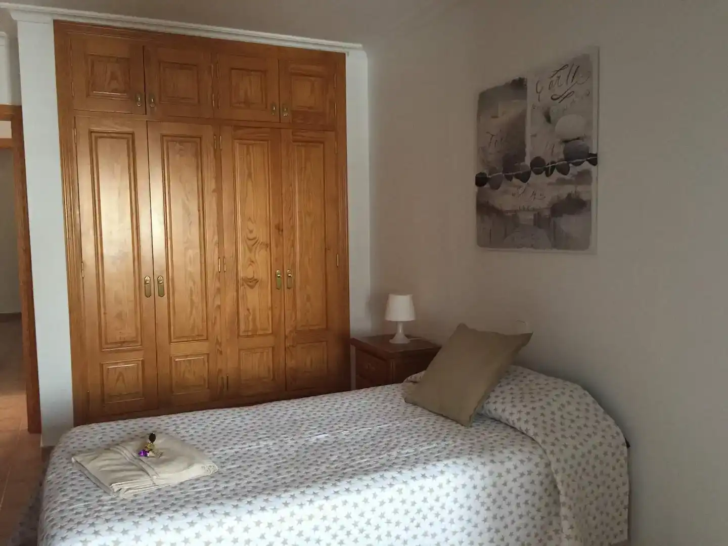 Dormitori de Casa adosada en venda en Arrecife amb Aire condicionat, Jardí privat i Traster