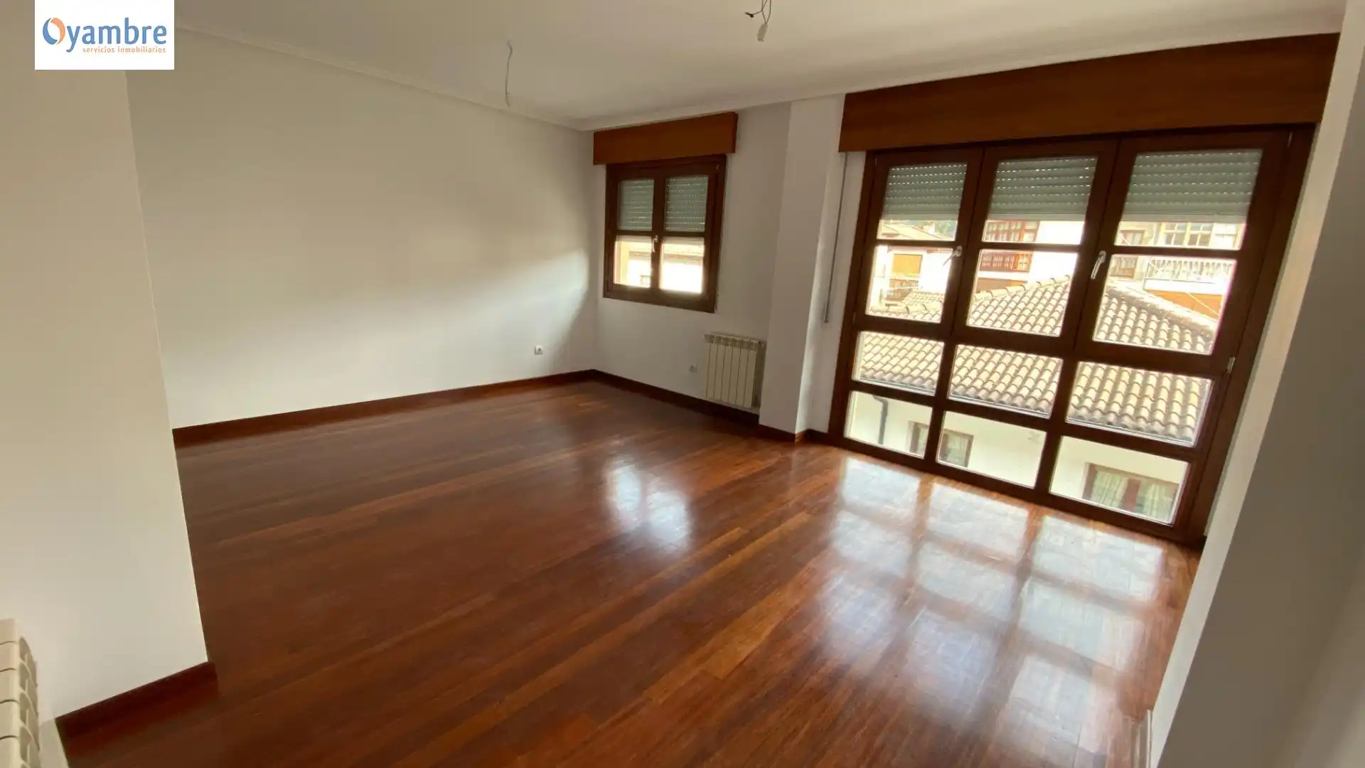 Wohnzimmer von Dachboden zum Verkauf in Potes mit Terrasse