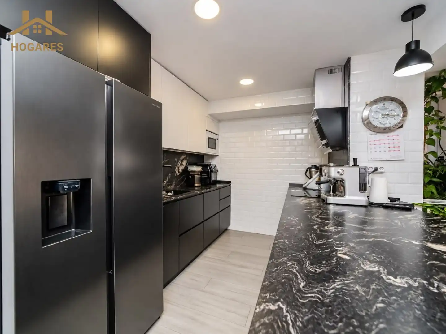 Duplex with pool for sale in Avenida del Cerro del Águila 13, imagen 9