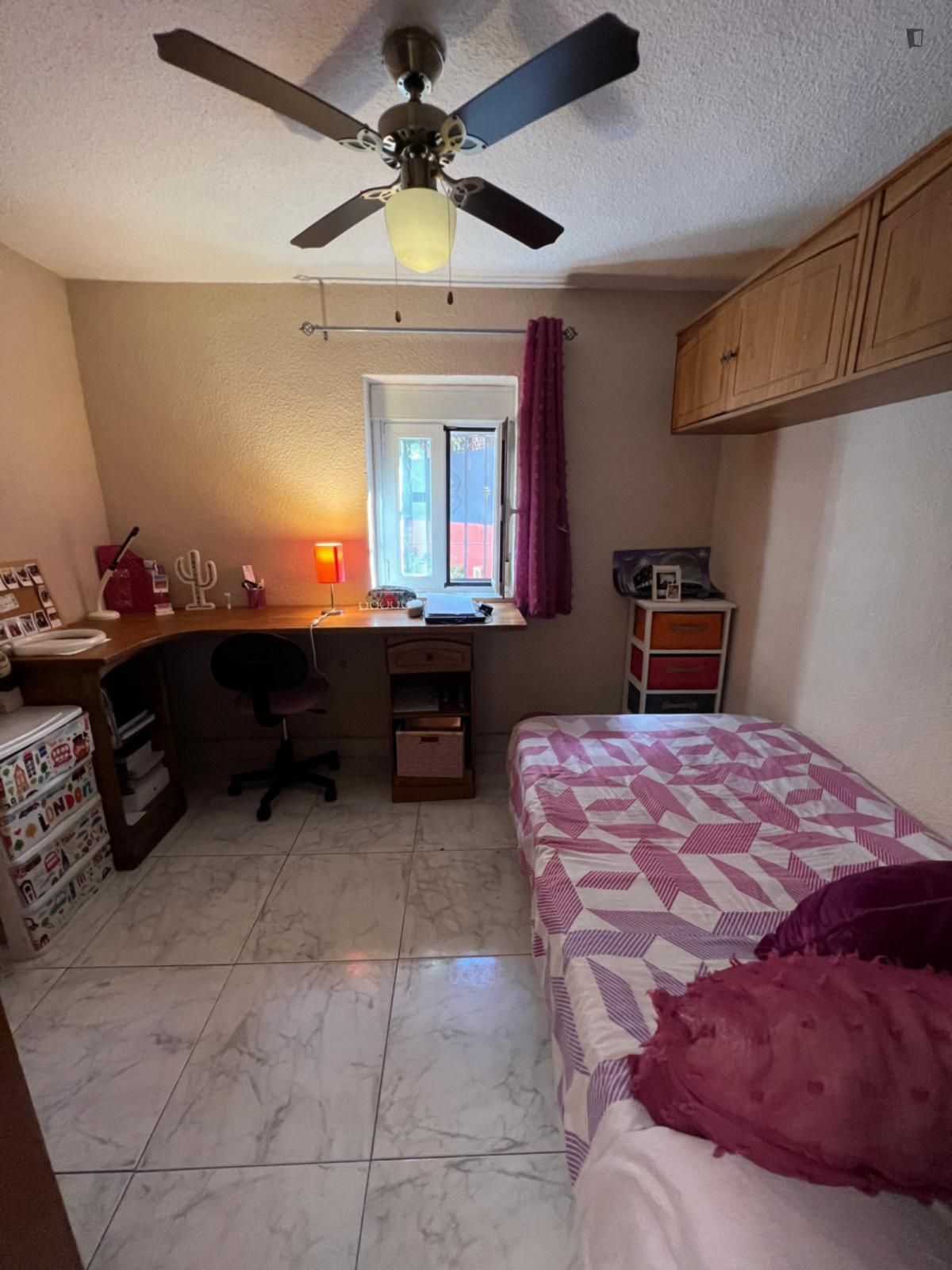 Apartament per a compartir a Barrio de Zaidín
