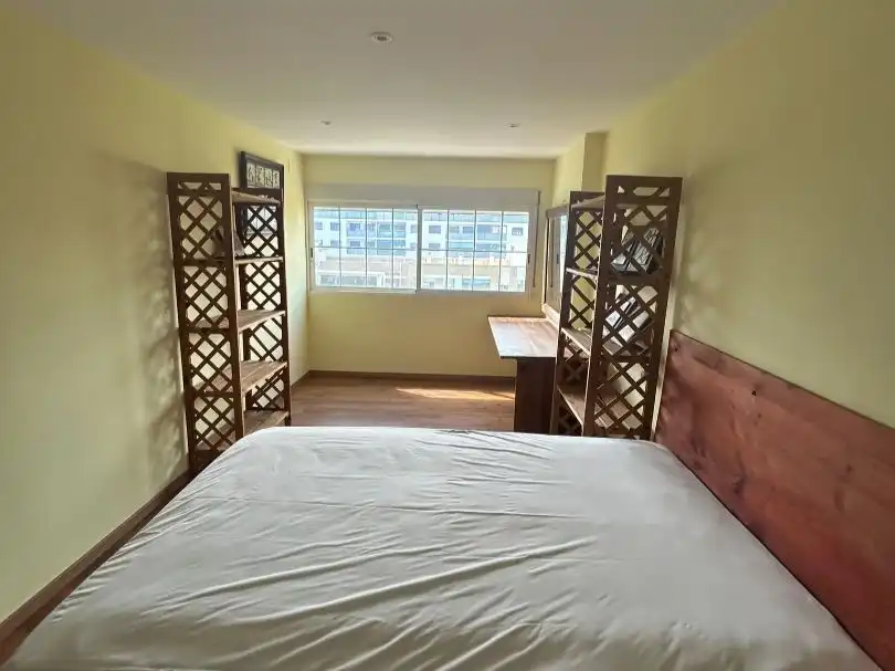 Schlafzimmer von Wohnung zur Miete in Valencia mit Klimaanlage, Heizung und Parkett