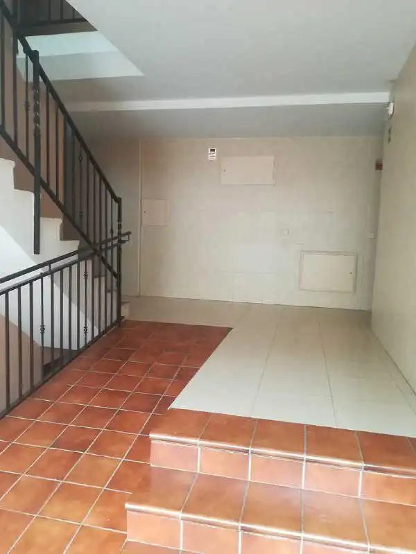 Dúplex en venta en Av Primero de Mayo, Iriépal - Taracena - Valdenoches