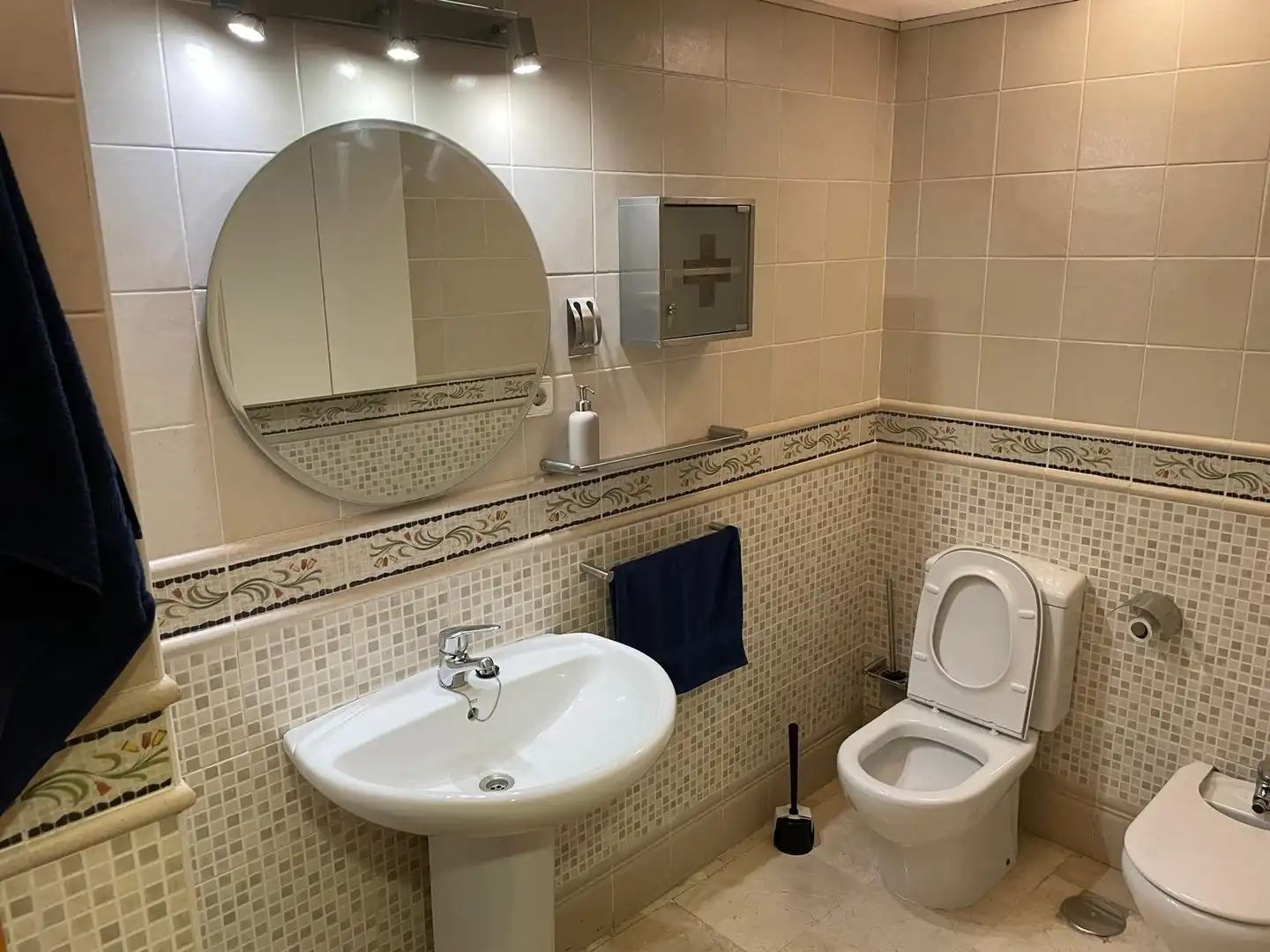 Baño de Ático de alquiler en Alicante / Alacant con Aire acondicionado, Calefacción y Terraza