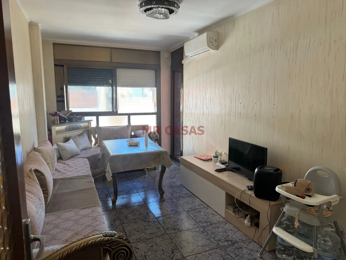 Sala d'estar de Pis en venda en Rubí amb Aire condicionat i Balcó