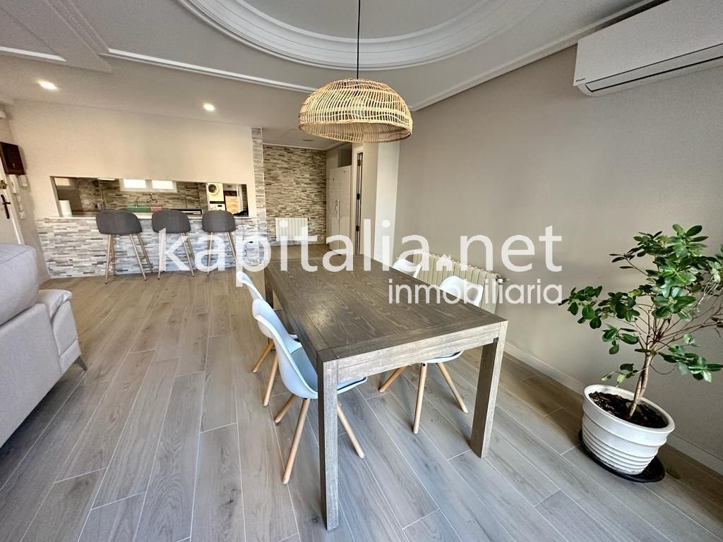 Dining room of Flat for sale in Ontinyent  with Air Conditioner, Heating and Balcony