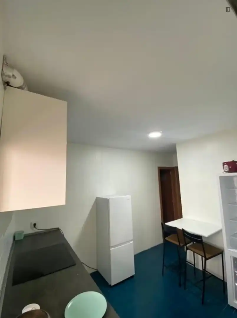 Habitación en Ensanche - Parque del Oeste