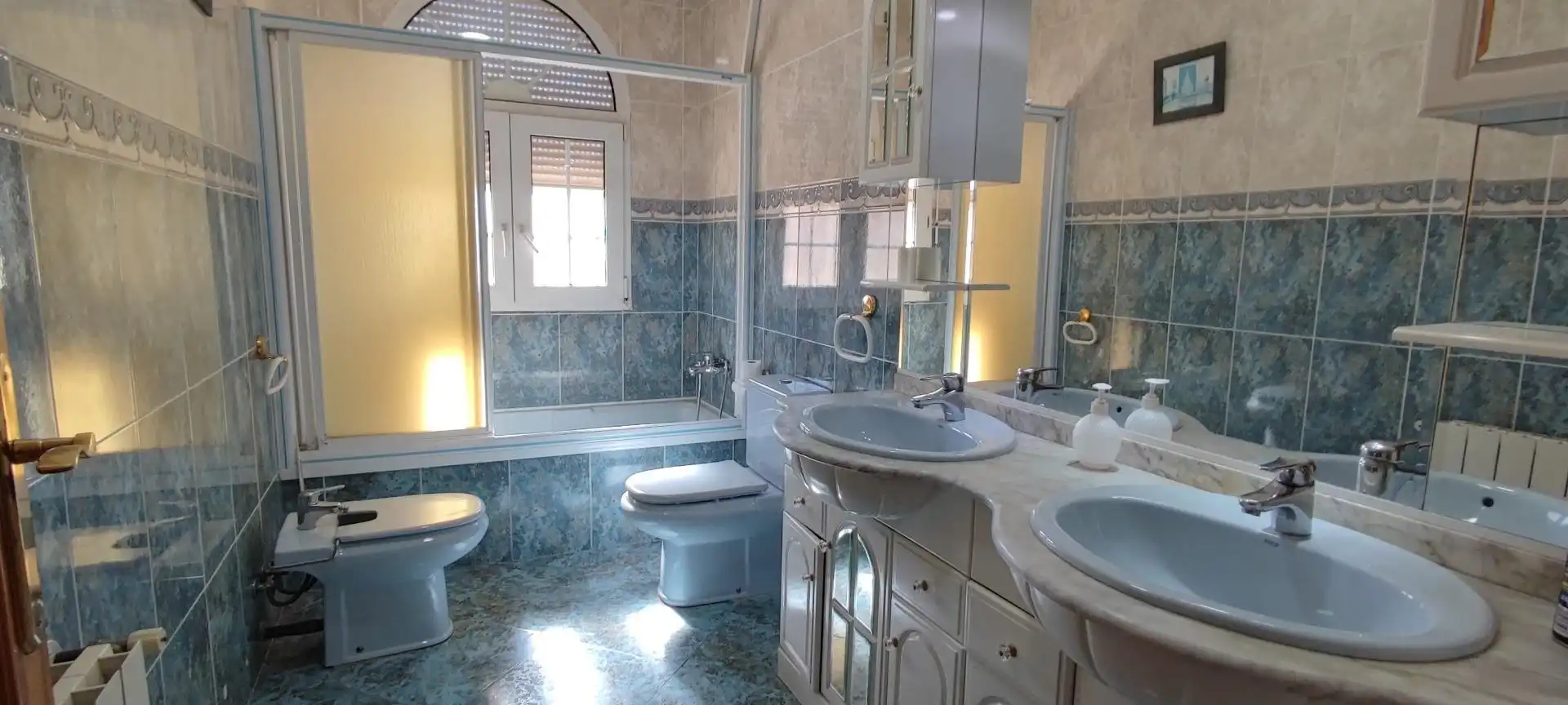 Baño de Casa o chalet en venta en Elche / Elx con Aire acondicionado, Jardín privado y Terraza