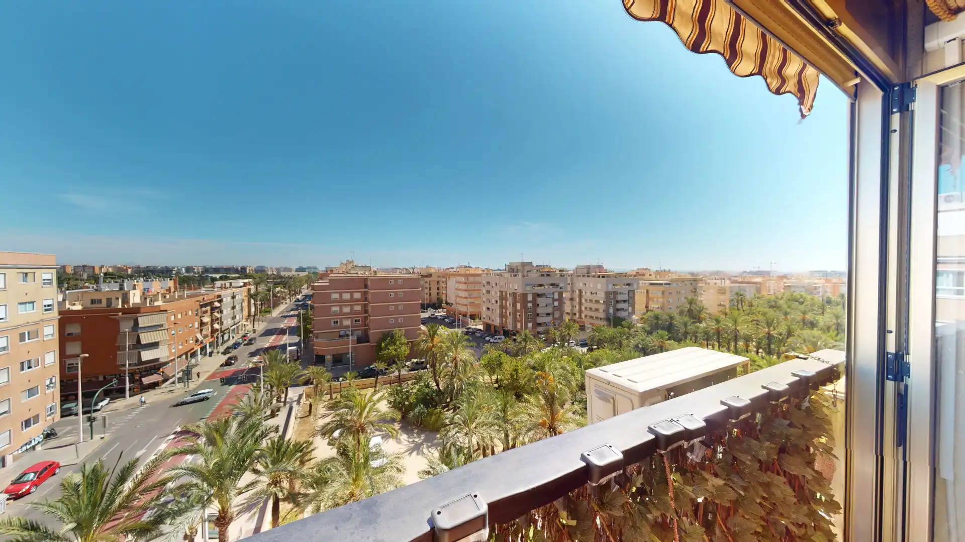 Vista exterior de Pis en venda en Elche / Elx amb Aire condicionat, Calefacció i Traster