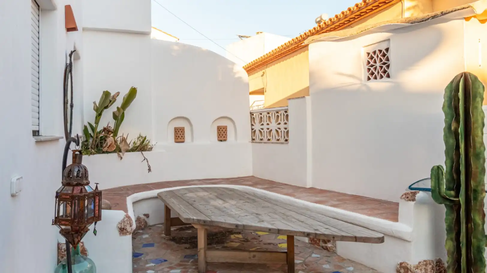 Terrassa de Casa o xalet en venda en Oliva amb Aire condicionat, Calefacció i Jardí privat