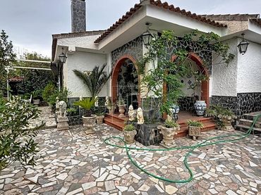 Villa avec piscine à vendre à Calle SUSPIRO DEL MORO