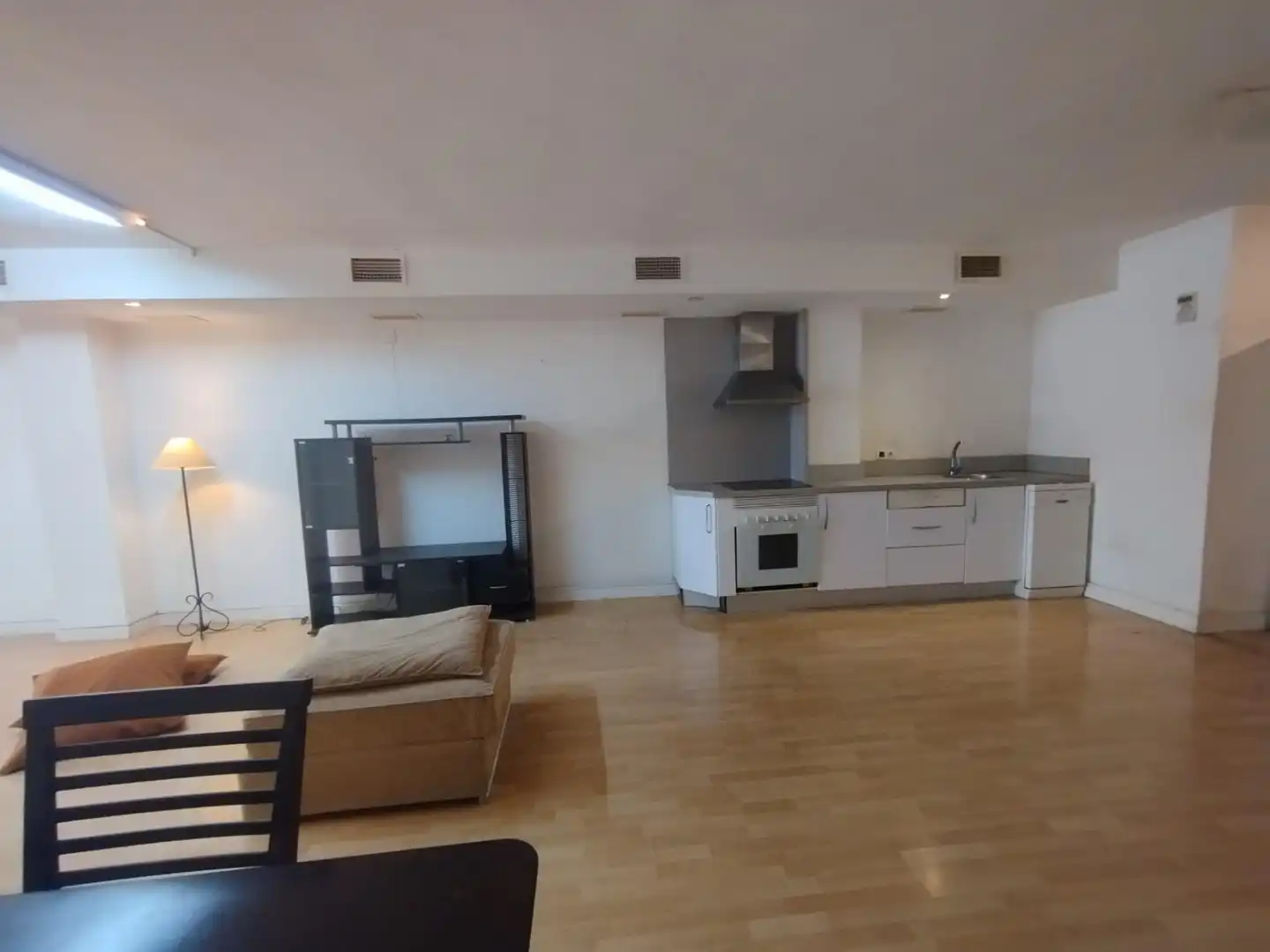 Loft zum Verkauf in Ensanche - Diputación