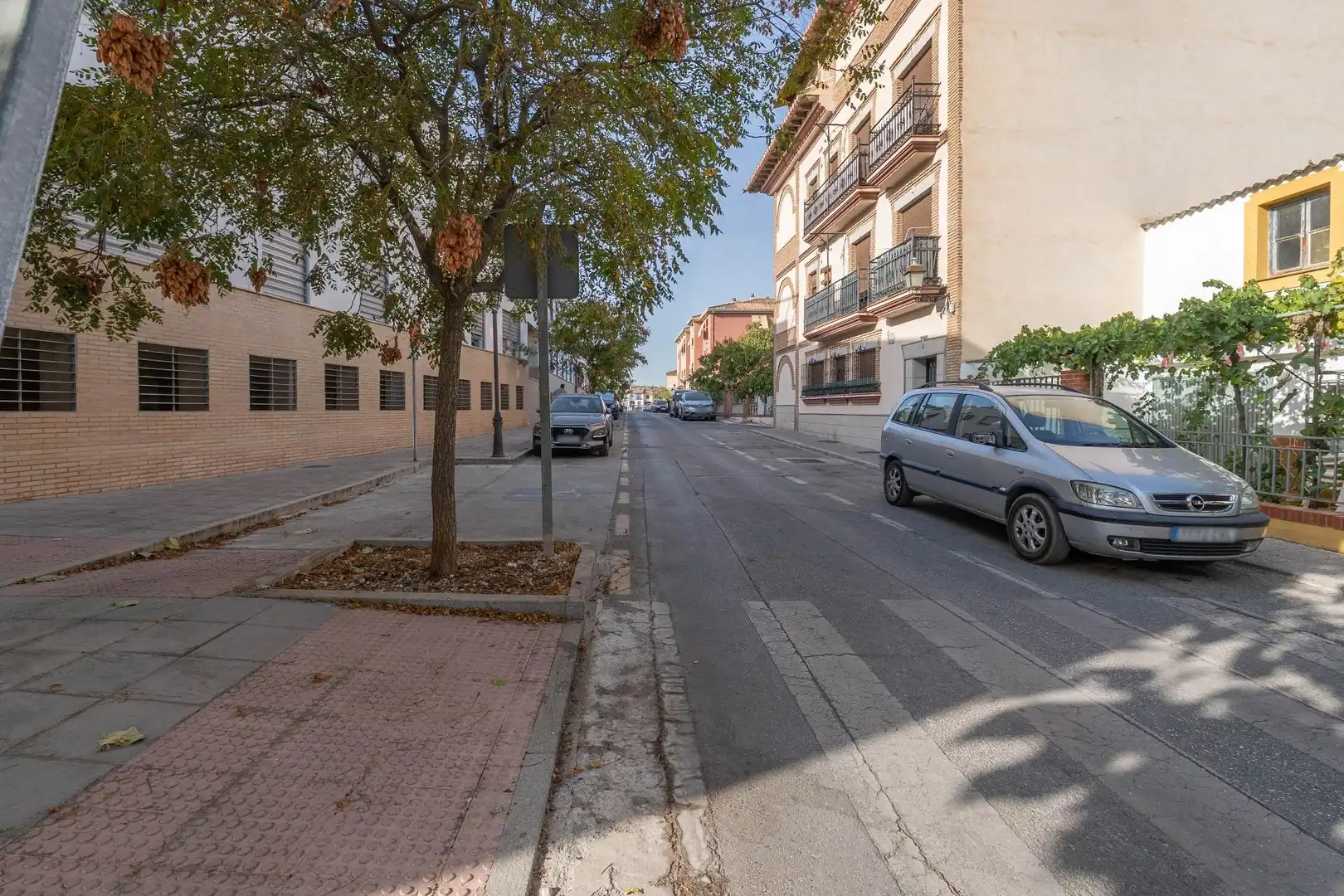Außenansicht von Wohnung zur Miete in La Zubia mit Klimaanlage
