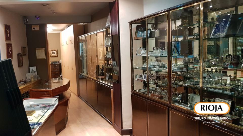 Premises for sale in Vitoria - Gasteiz