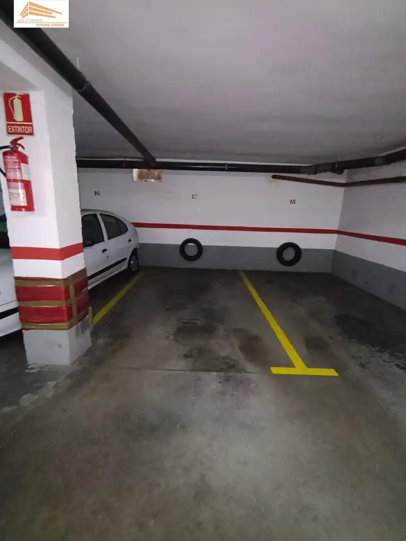 Parking of Flat for sale in Valladolid  with Heating