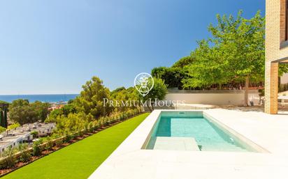 Piscina de Casa o xalet en venda en Arenys de Mar amb Aire condicionat, Calefacció i Jardí privat