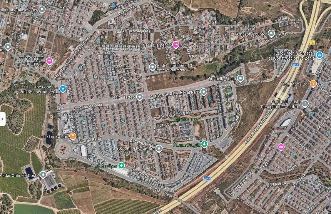 Apartament en venda en Orihuela amb Aire condicionat, Jardí privat i Piscina