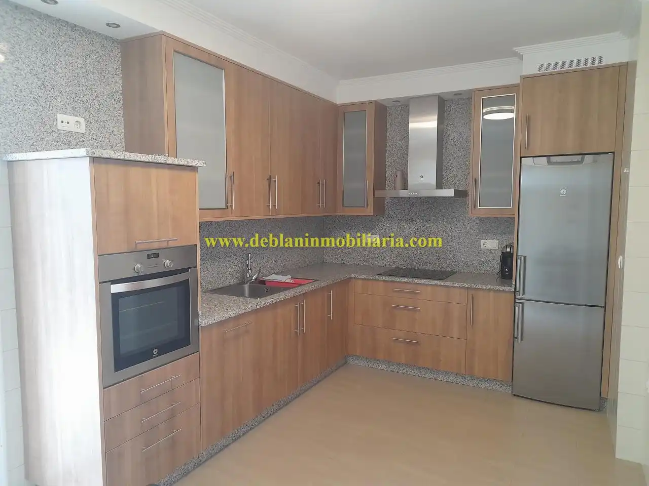 Küche von Wohnung zur Miete in O Porriño   mit Terrasse und Balkon