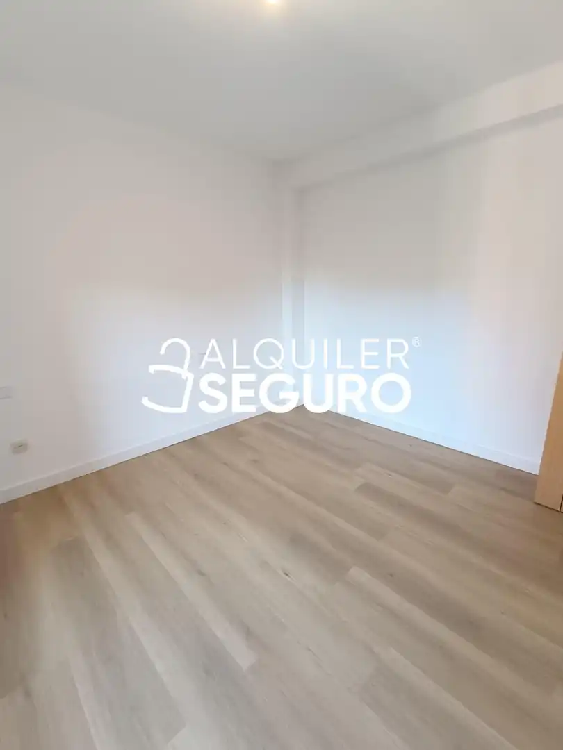 Flat for rent in Polonia, El Carrascal