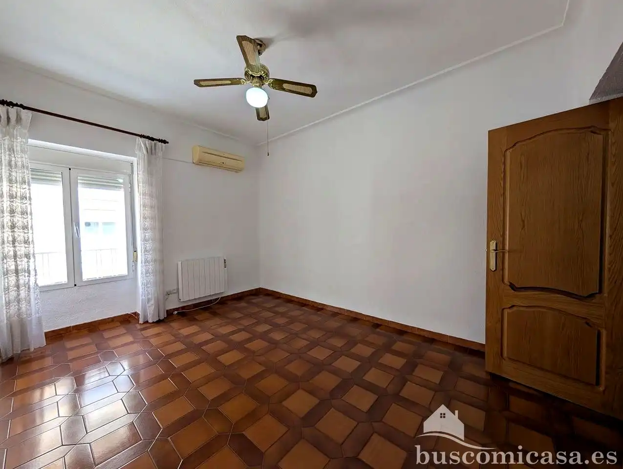 Sala d'estar de Pis de lloguer en Linares amb Aire condicionat, Calefacció i Balcó