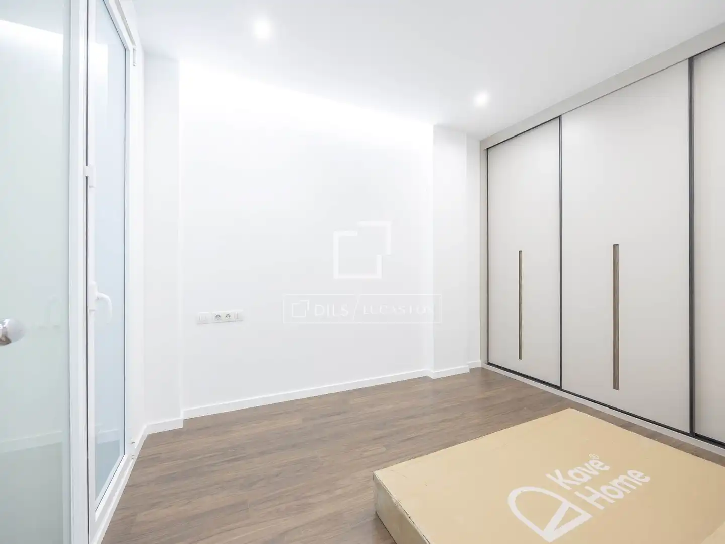 Flat for rent in Valencia  with Air Conditioner, Heating and Parquet flooring
