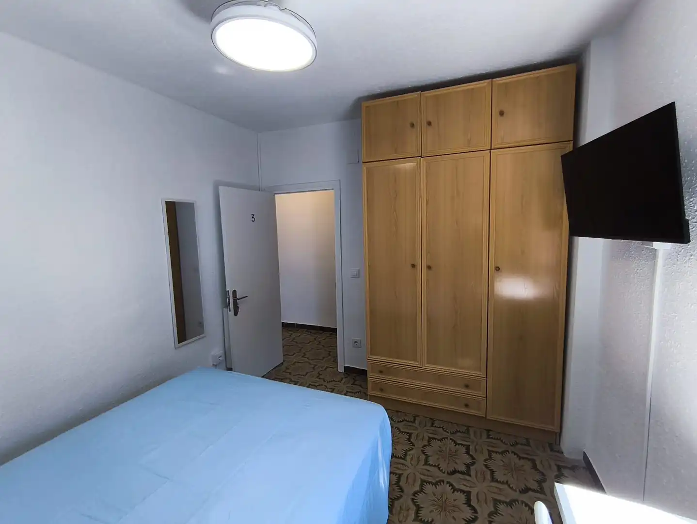 Habitación de Piso para compartir en Madrid con Calefacción, Terraza y Amueblado