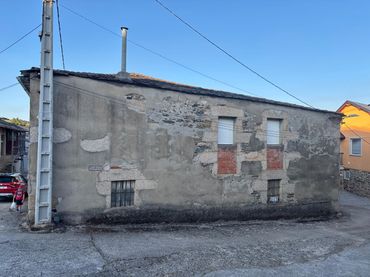 Casa amb jardí en venda a Rúa Larouco