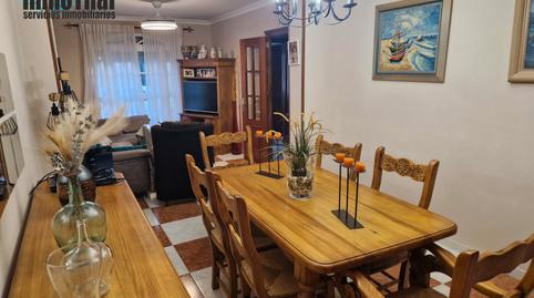 Foto 2 de Casa adosada en venda a Calle Pajares, El Rocío - La Milagrosa, Jerez de la Frontera