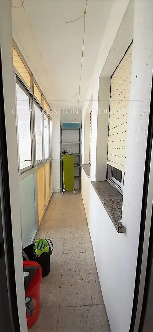 Flat for rent in Asturias, Carmelitas