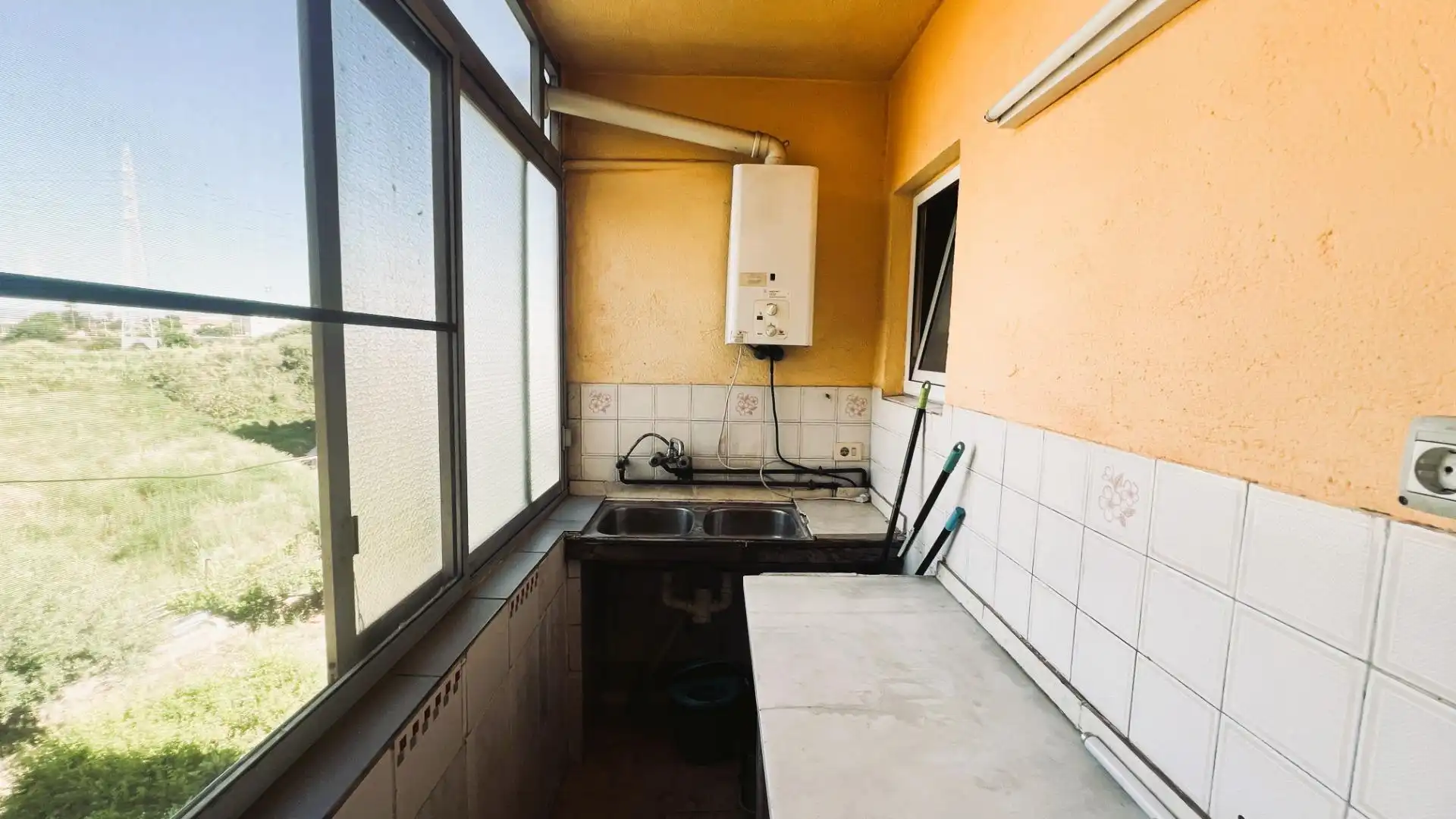 Küche von Wohnung zum Verkauf in Almazora / Almassora mit Terrasse