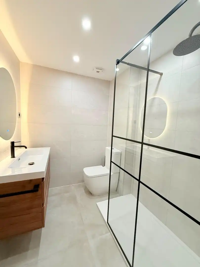 Baño de Piso en venta en Orihuela con Aire acondicionado
