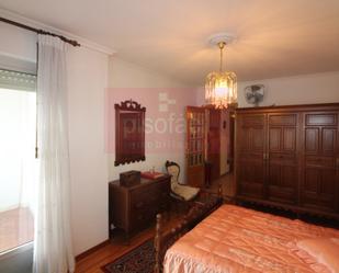 Bedroom of Flat for sale in Lugo Capital
