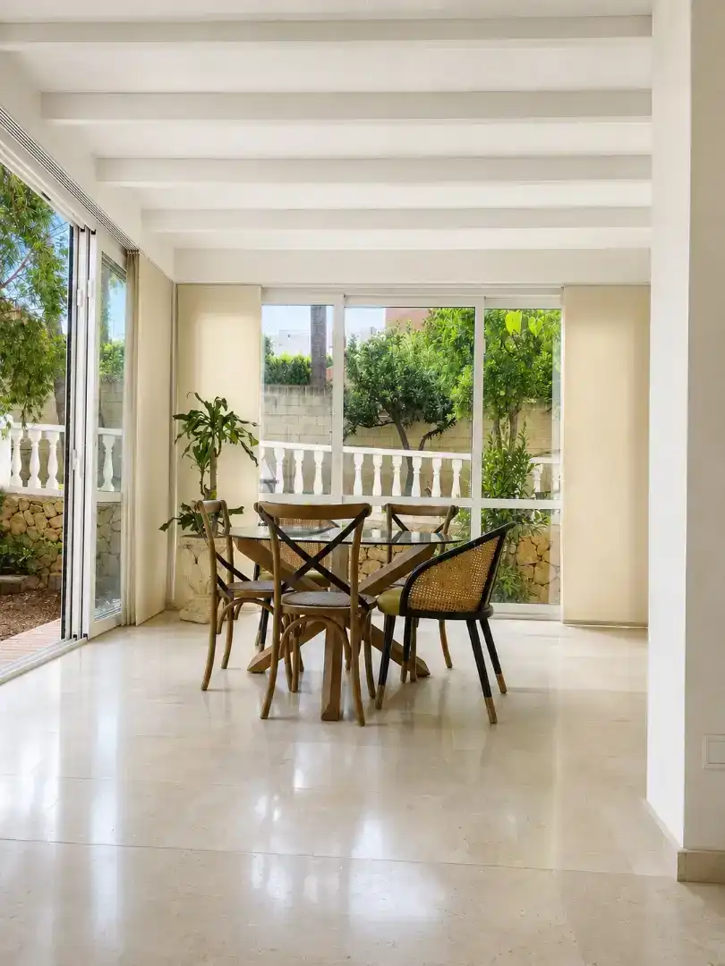 Menjador de Casa o xalet en venda en L'Alfàs del Pi amb Aire condicionat, Terrassa i Piscina