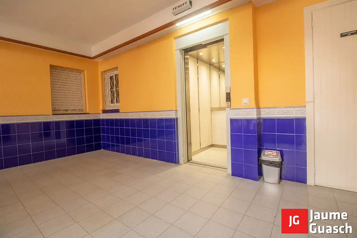 Apartamento en venta en N-340, 152, Barri Marítim