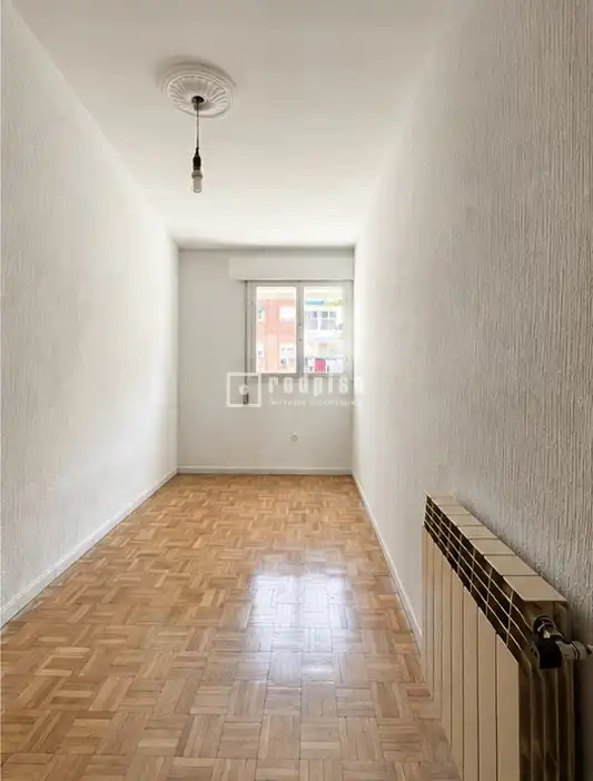 Habitación de Piso en venta en Madrid