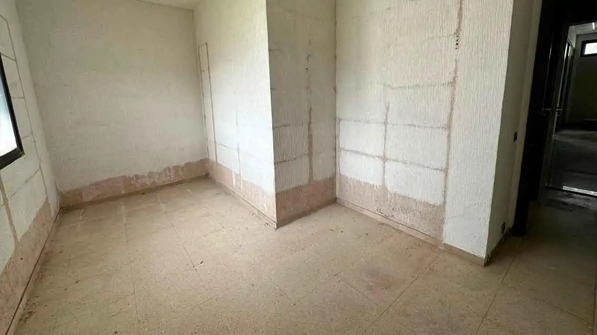 Local comercial en venda a Cistierna, imagen 11