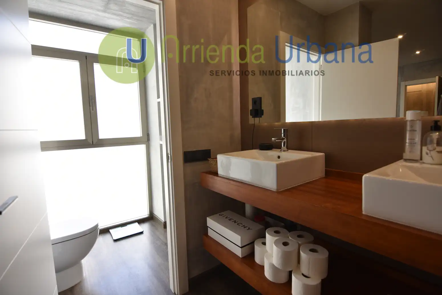 Baño de Ático en venta en Elche / Elx con Terraza y Amueblado