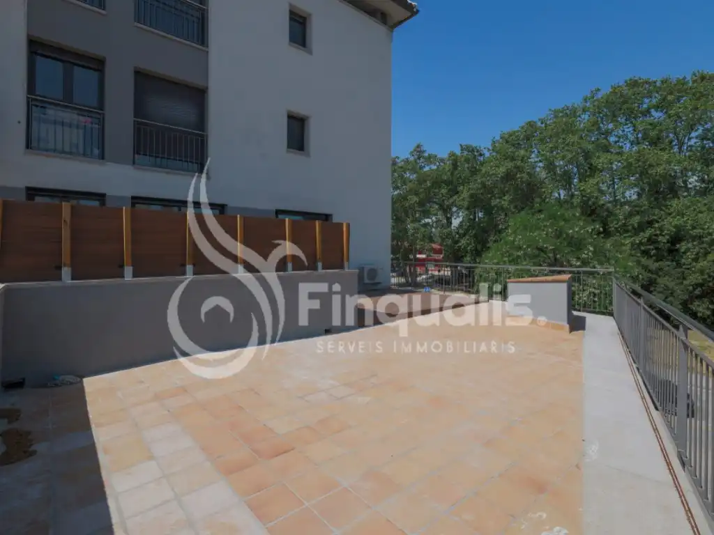Terraza de Piso en venta en Santa Eulàlia de Ronçana con Aire acondicionado