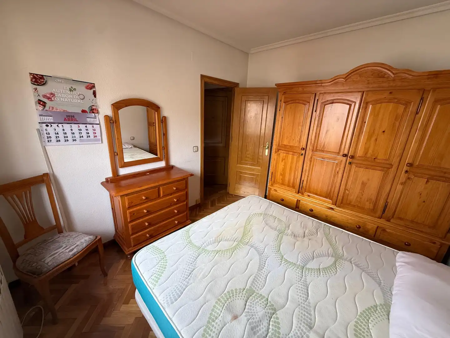 Schlafzimmer von Wohnungen zur Miete in Ávila mit Heizung und Möbliert