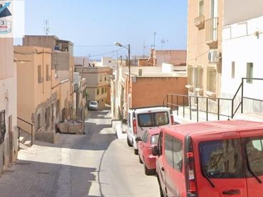 Casa en venta en Calle REMO