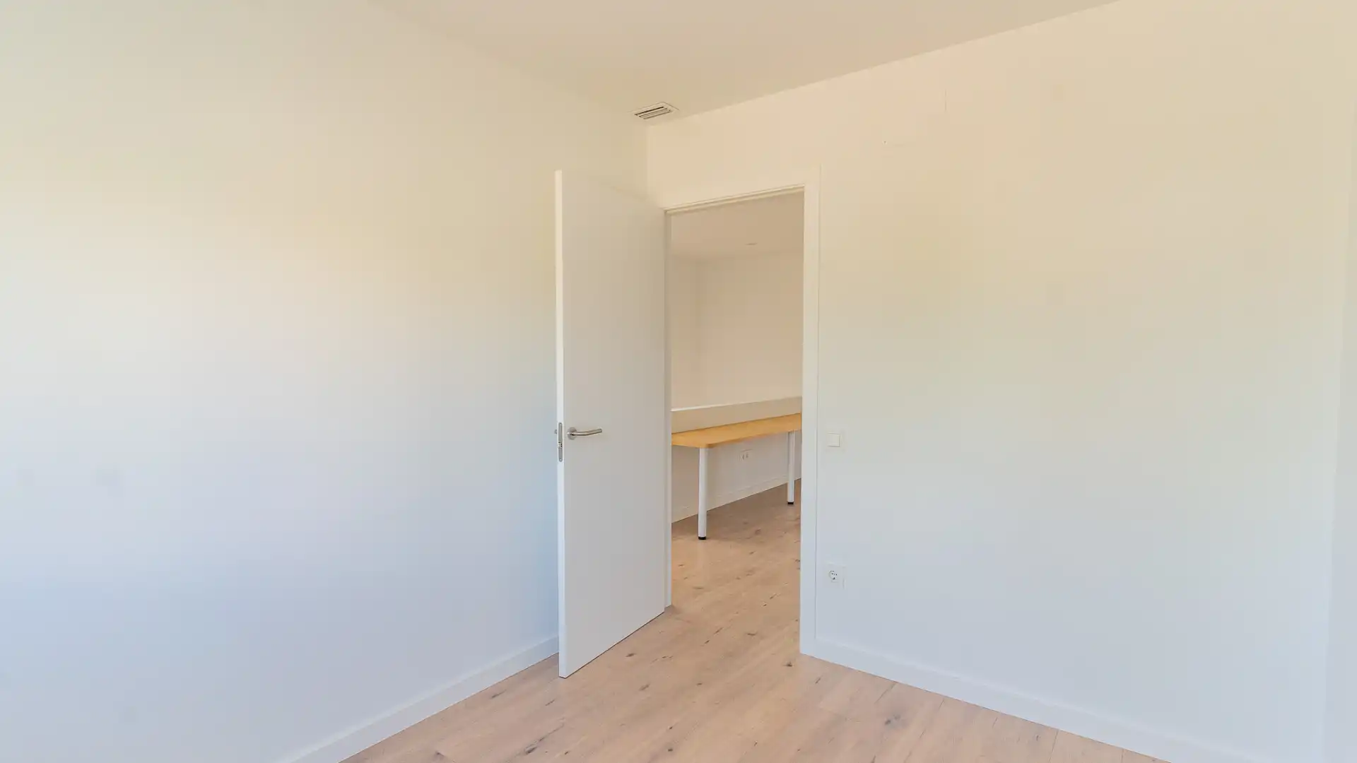 Casa amb jardí en venda a Carrer de Guifré el Pilós 26, imagen 21