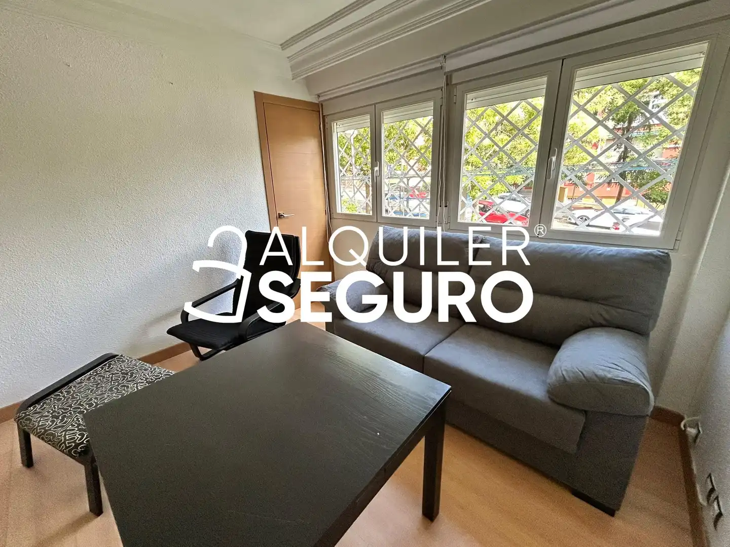 Vista exterior de Piso de alquiler en Madrid con Aire acondicionado, Calefacción y Amueblado