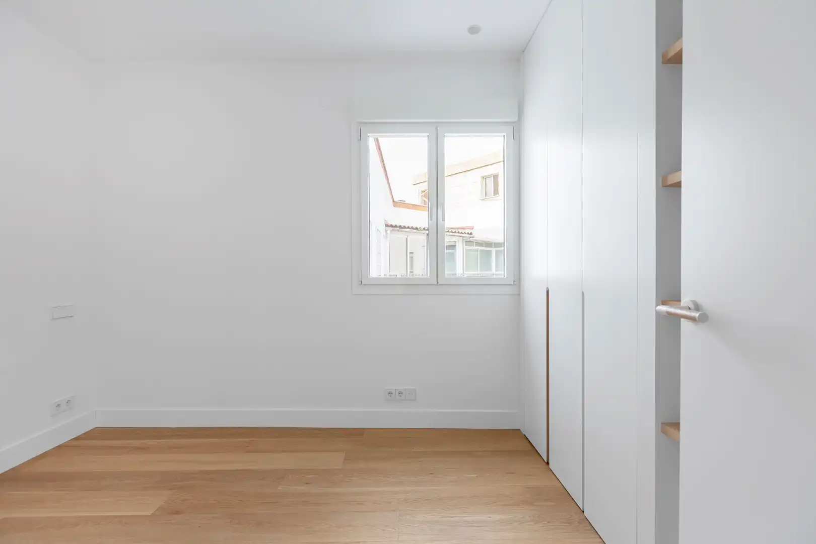 Bedroom of Attic for rent in Madrid  with Air Conditioner, Heating and Storage room