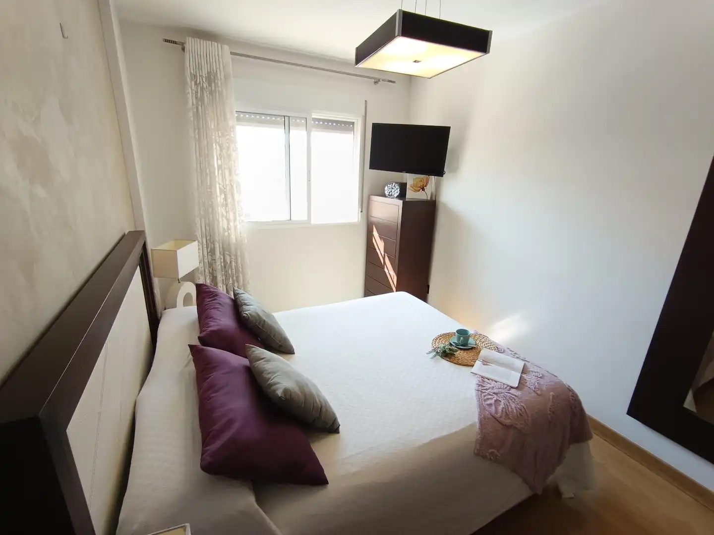 Schlafzimmer von Erdgeschoss zum Verkauf in Casco Urbano