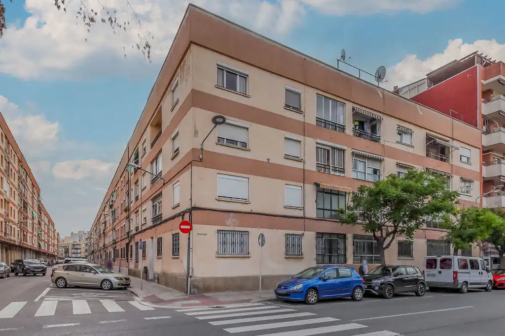 Wohnung zum Verkauf in C/ Monestir de Ripoll, imagen 2