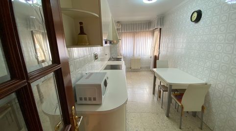 Foto 2 de Piso en venta en Kalero - Basozelai, Basauri