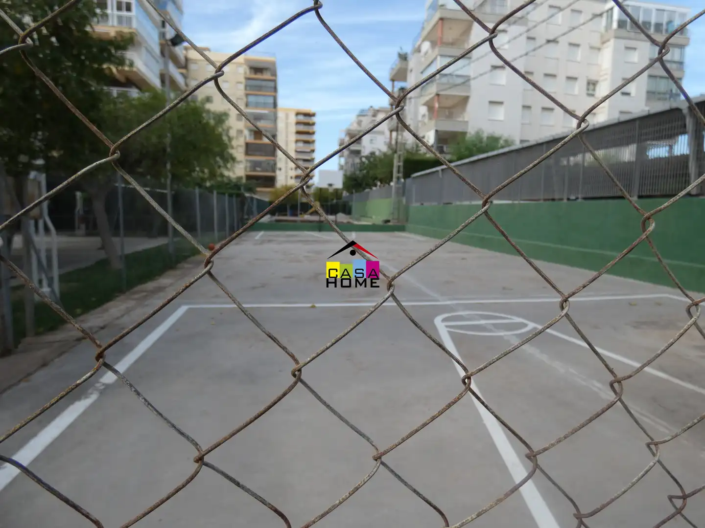 Parking de Apartamento en venta en Benicasim / Benicàssim con Terraza, Amueblado y Piscina comunitaria