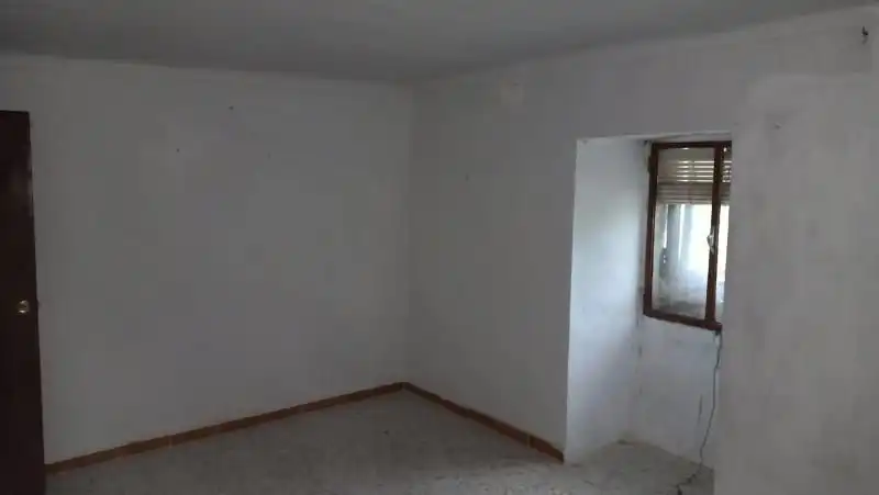Casa adosada en venda en Ibros amb Terrassa i Traster