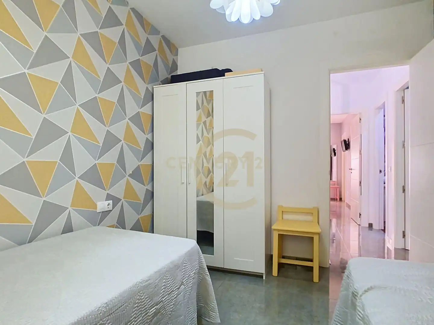 Habitación de Apartamento en venta en Álora con Aire acondicionado, Alarma y Piscina comunitaria